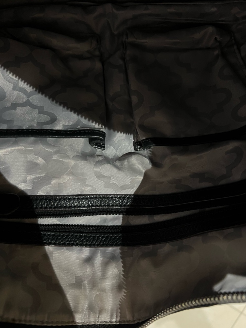 irYANY Kaley  handbag - Picture 10 of 15